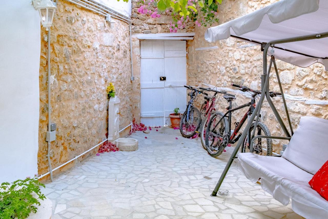The Venetian Walls 'Central House With Private Courtyard - Charmy & Cheap' Heraclión Exterior foto